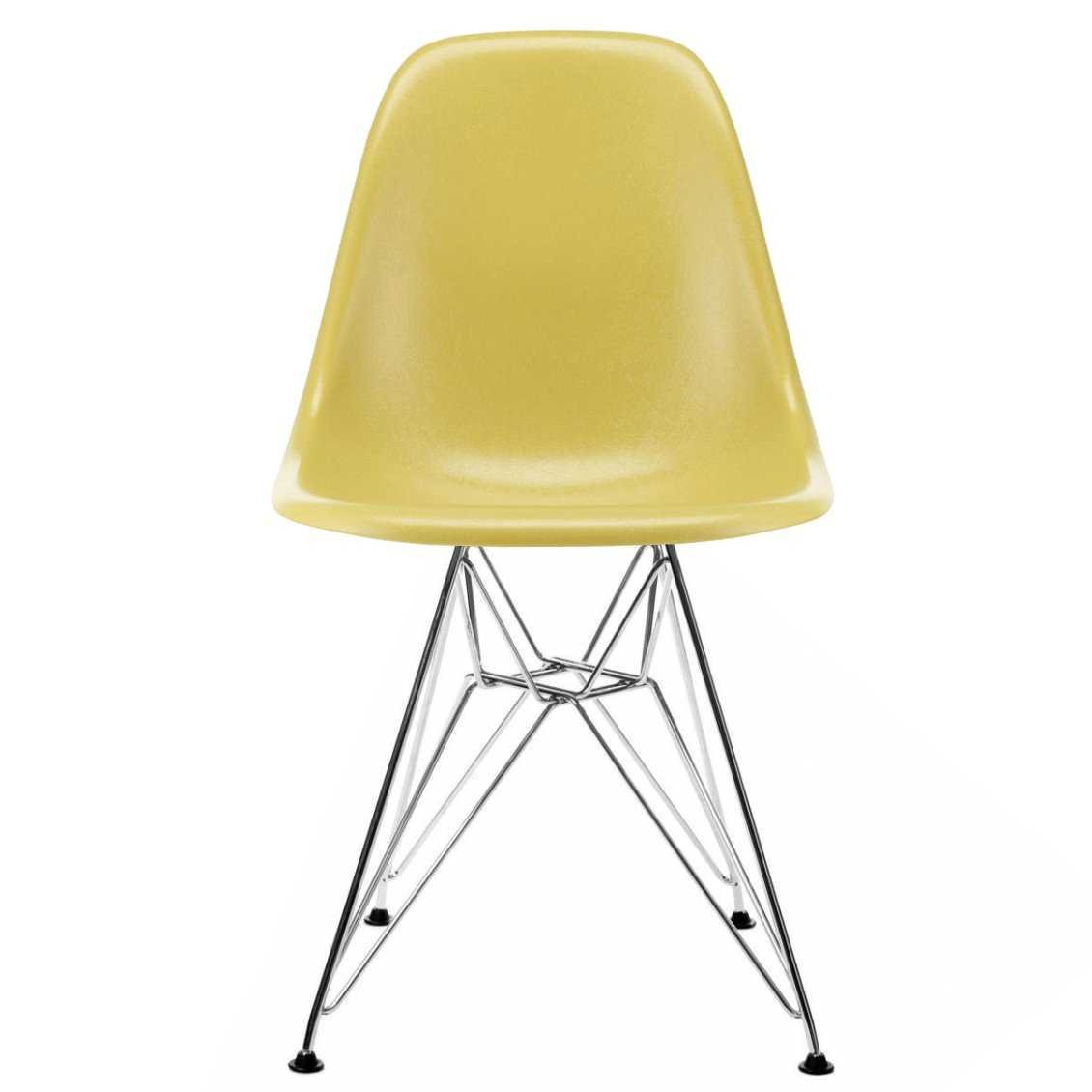 VITRA Eames Fiberglass Chair DSR