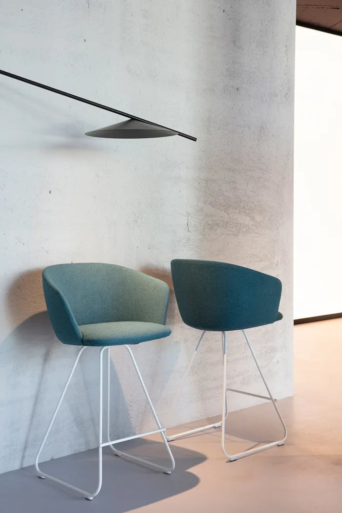 Lapalma Glove s472 bar stool