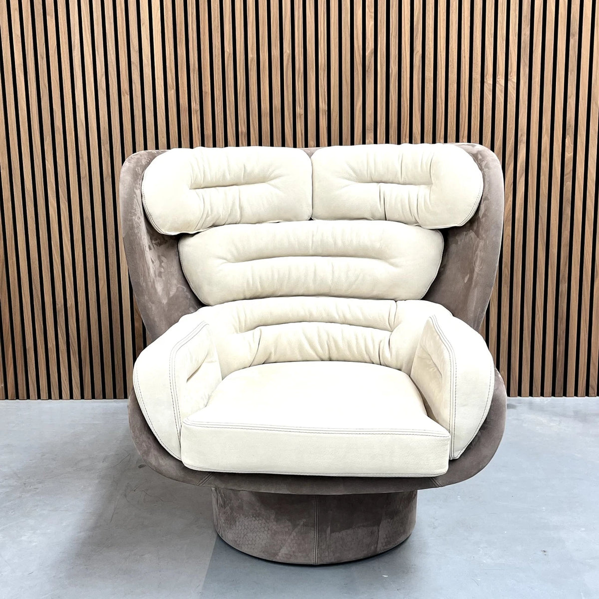 Longhi Elda Chair – Suede, Creme & Taupe