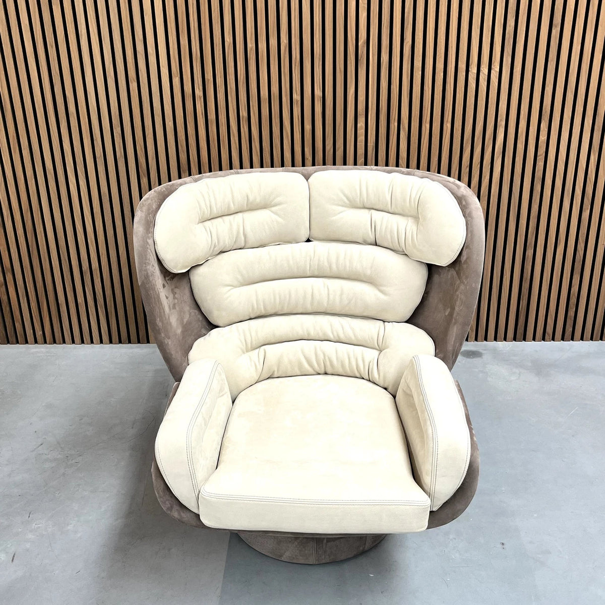 Longhi Elda Chair – Suede, Creme & Taupe