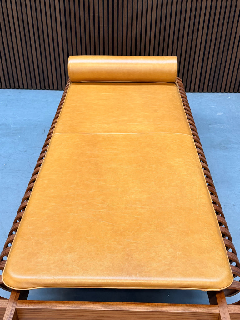 Limited Edition Cassina Tokyo Dormeuse - Daybed