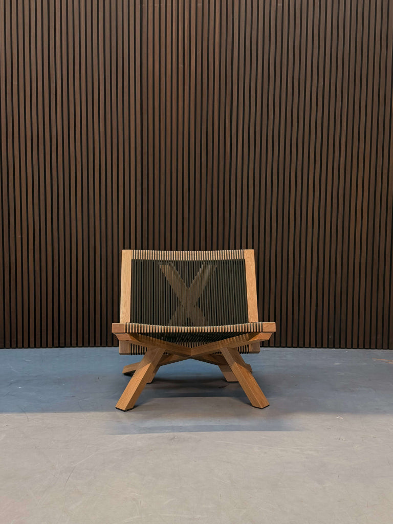 Classicon Volkshaus lounge chair