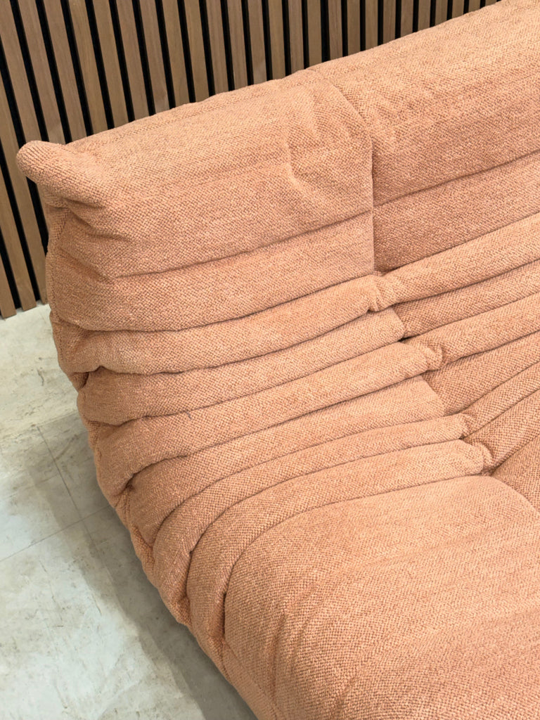 Ligne Roset Togo Large Settee 3-zits | Roze Woolblend
