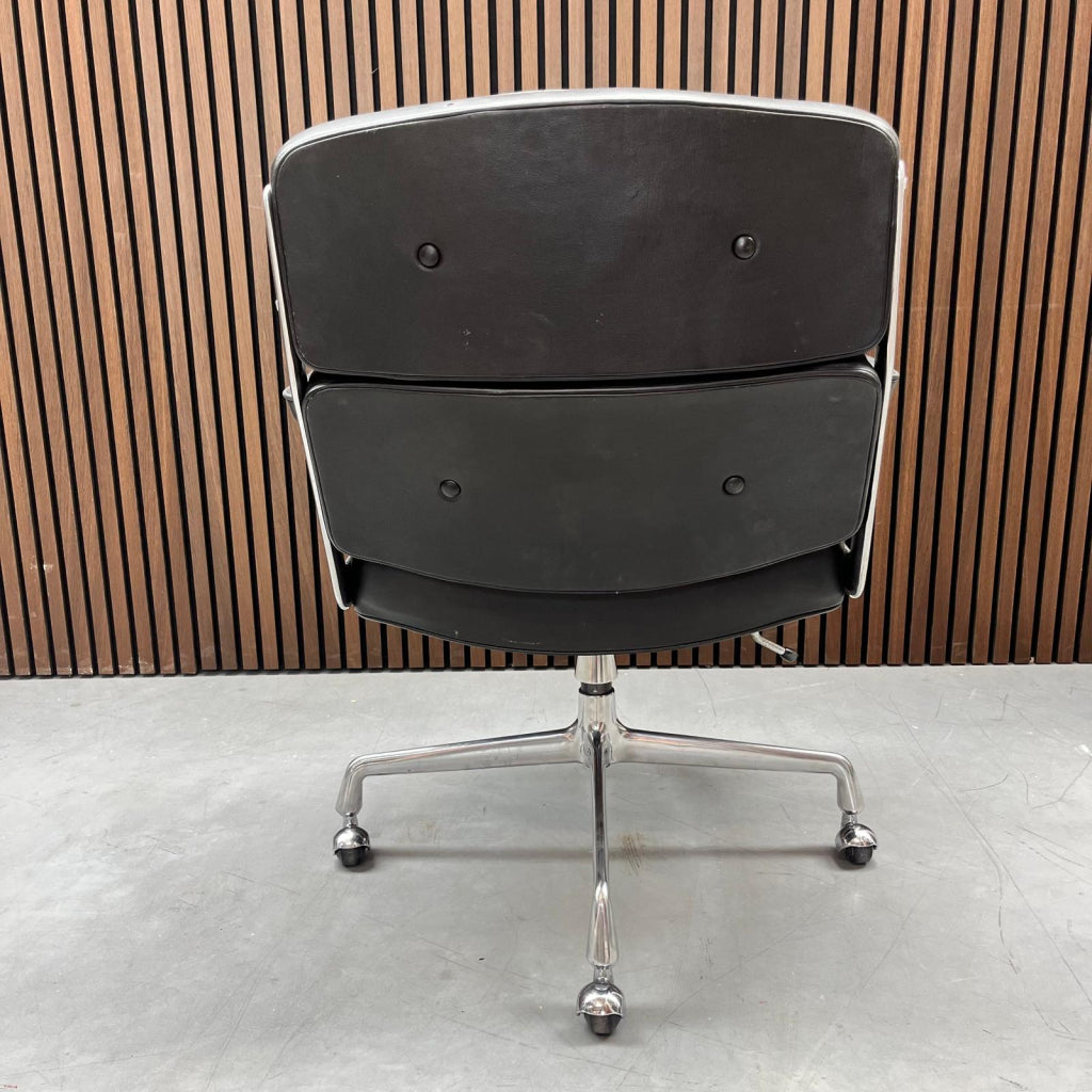 Vitra Eames Lobby chair - Vintage - Nero leder