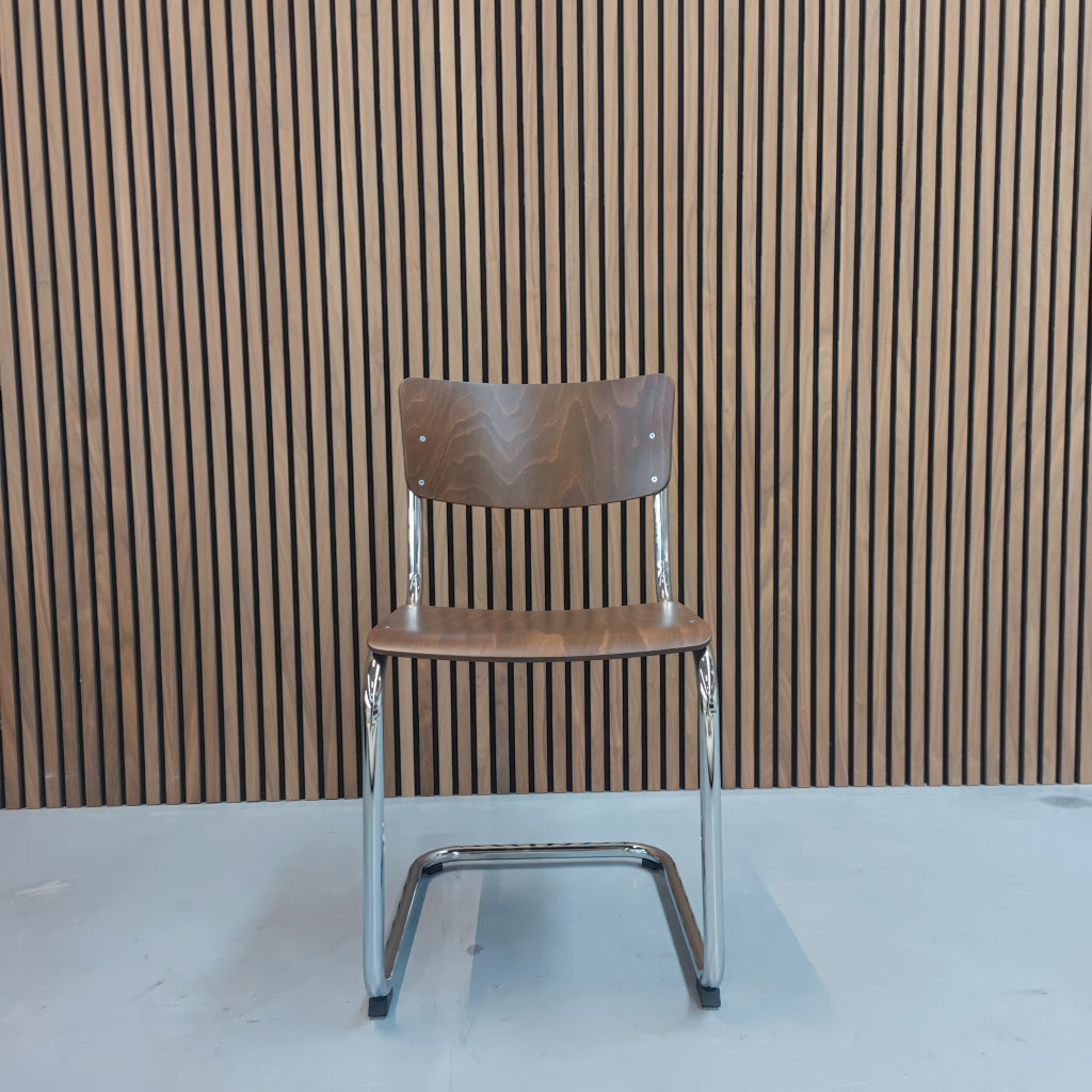 Thonet S 43 Stoel  Donker Walnoot Hout met Chroom