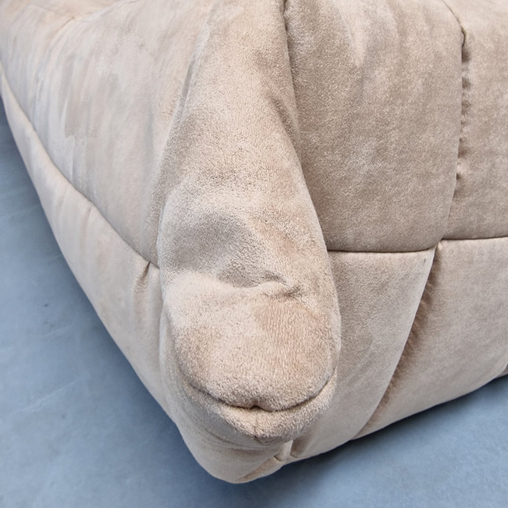 Ligne Roset Togo Large Settee 3-zits | Sand Alcantara