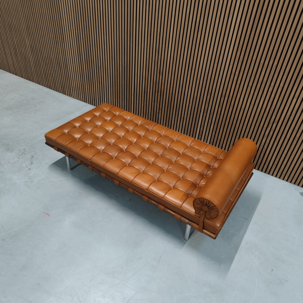 Knoll Barcelona Daybed - Venezia Relax Cognac