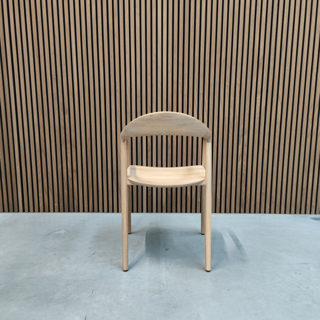 Artisan Neva dining chair oak