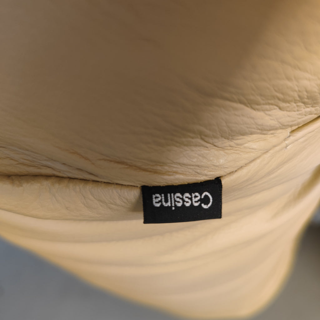 Cassina Soriana - Tweezits bank in Sand Leder