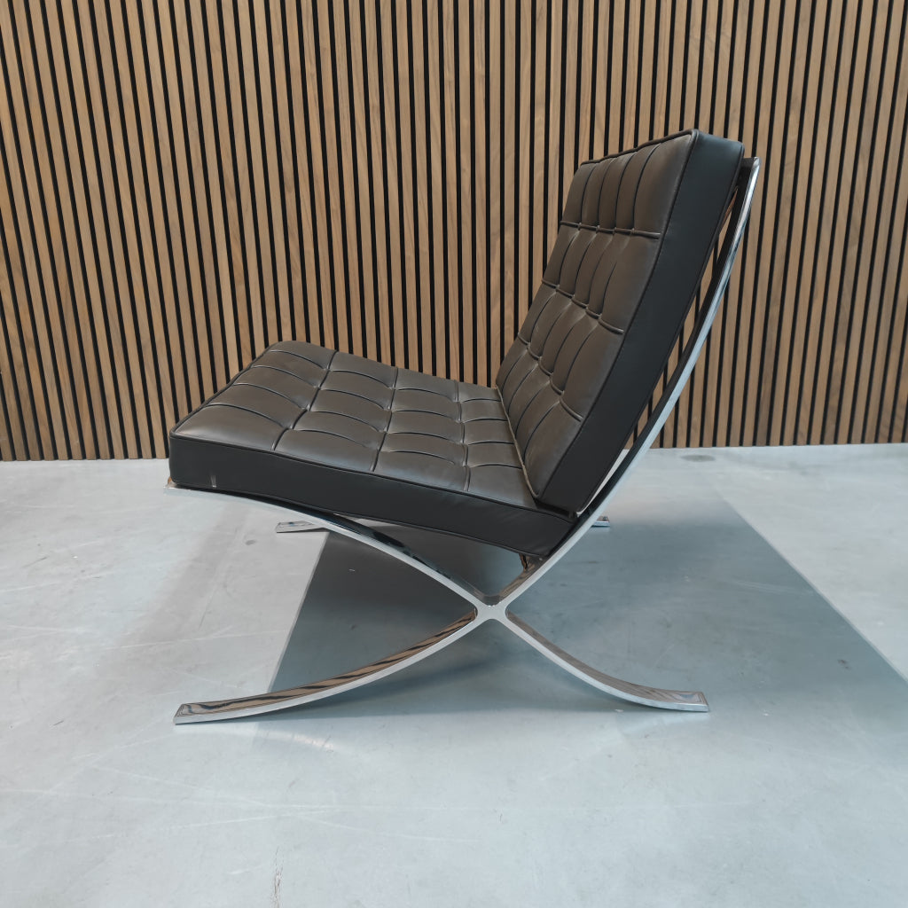 Knoll Barcelona chair - Volo zwart leder