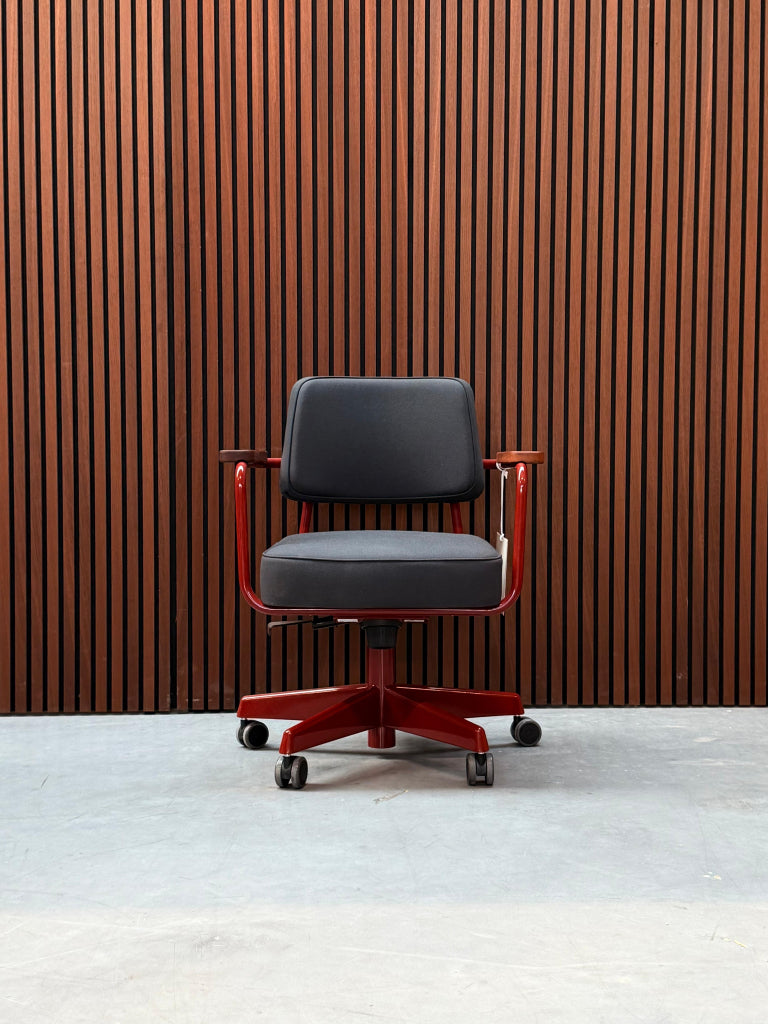 Vitra Fauteuil Direction Pivotant
