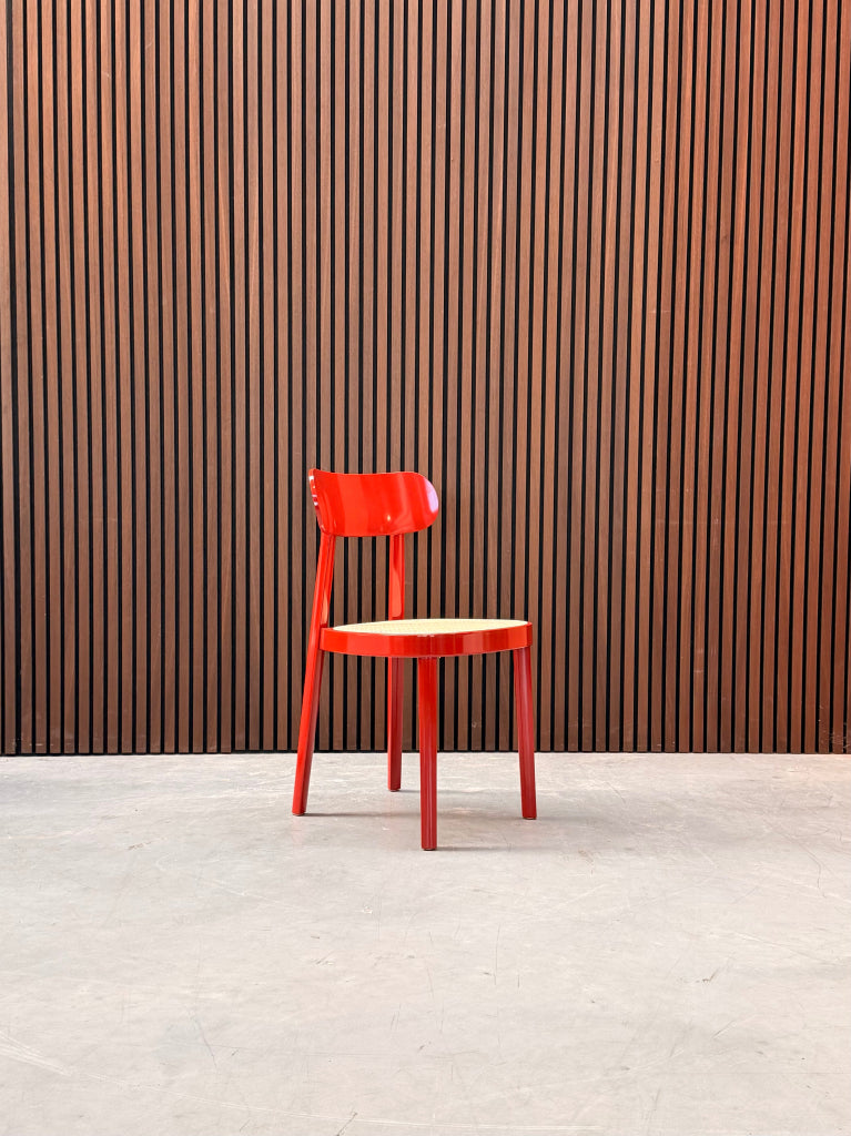 Thonet 118 - Hoogglans Red