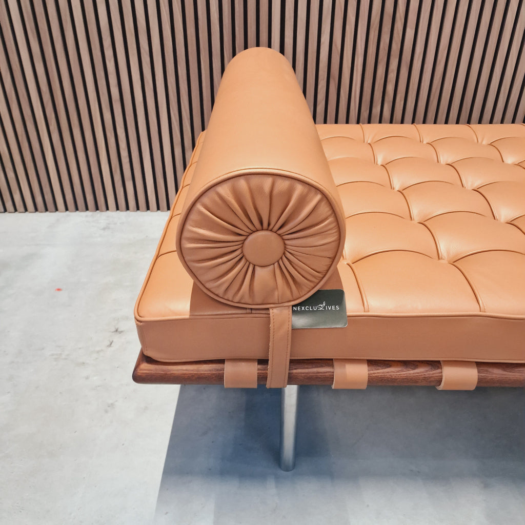 Knoll Barcelona Daybed - Volo Tan