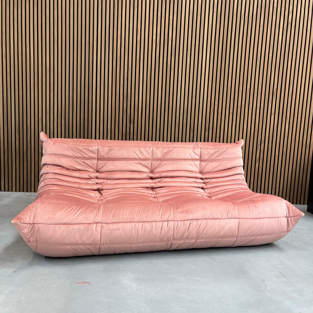 Ligne Roset Togo Large Settee 3-zits | Pink Velvet