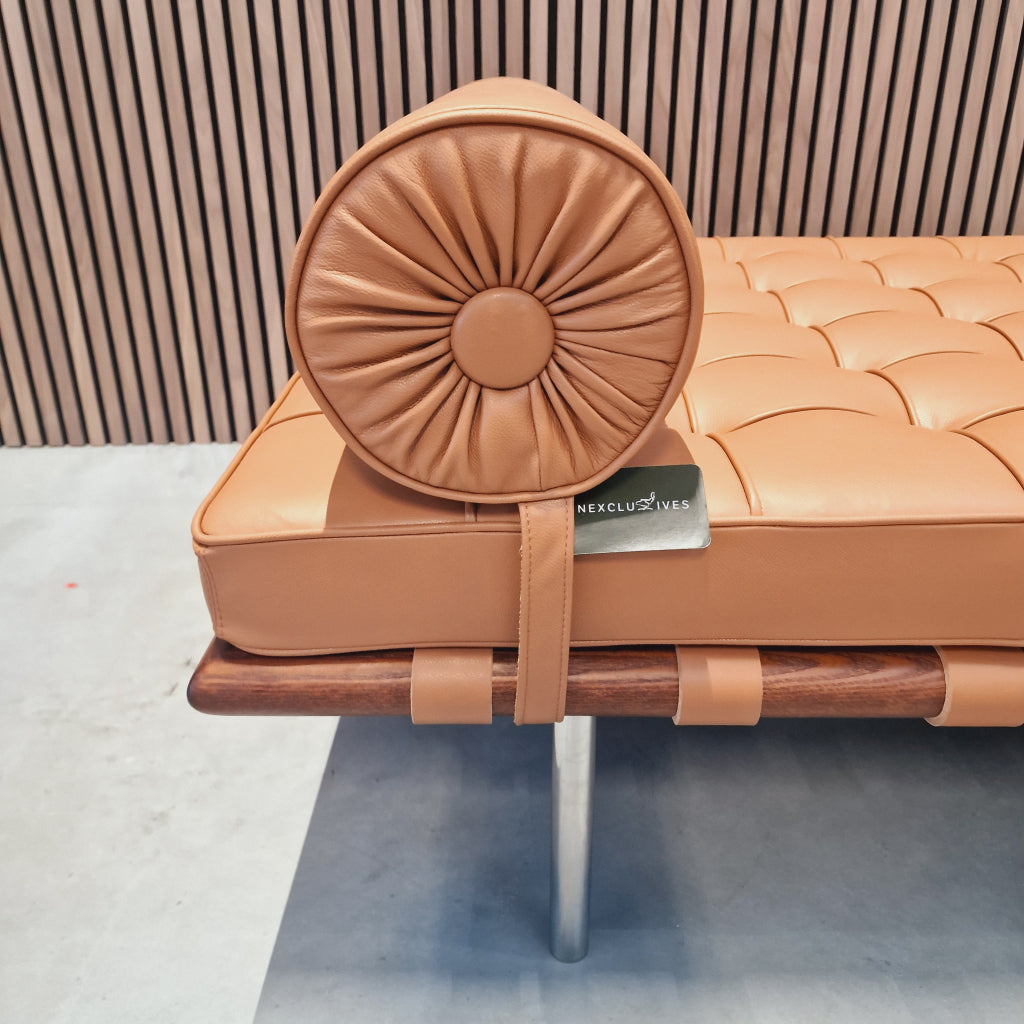 Knoll Barcelona Daybed - Volo Tan