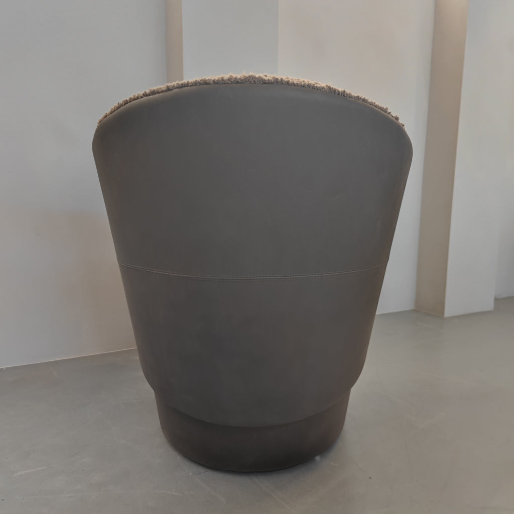 COR Roc Fauteuil  Mokka Leder en schapenvacht bekleding