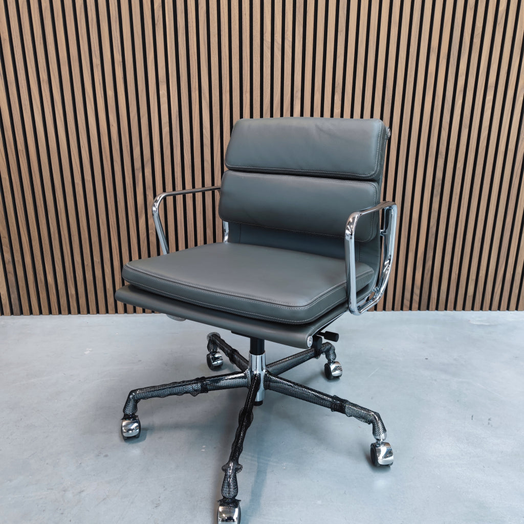 Vitra Eames EA 217 bureaustoel (nieuw)