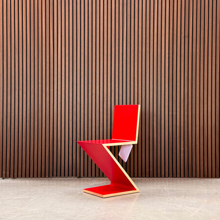 Cassina Zig Zag Stuhl – Massivholz Rot