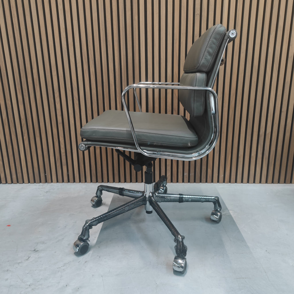 Vitra Eames 217 Bureaustoel (Nieuw!)
