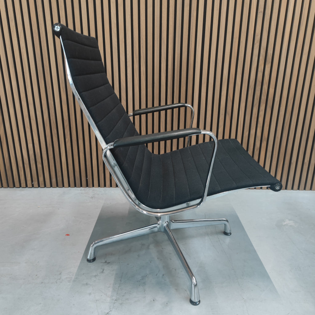 Vitra Eames EA 124 Bureaustoel