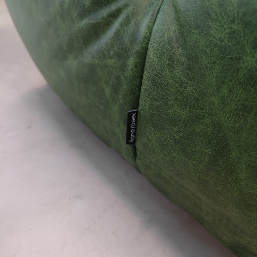 Ligne Roset Togo Fireside Chair 1-zits | Rustical Green Leer