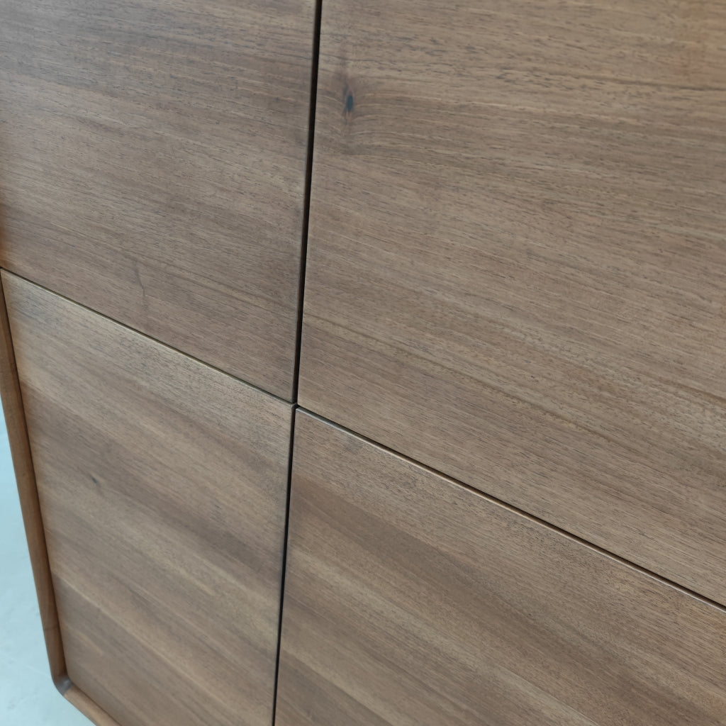Artisan Neva highboard kast