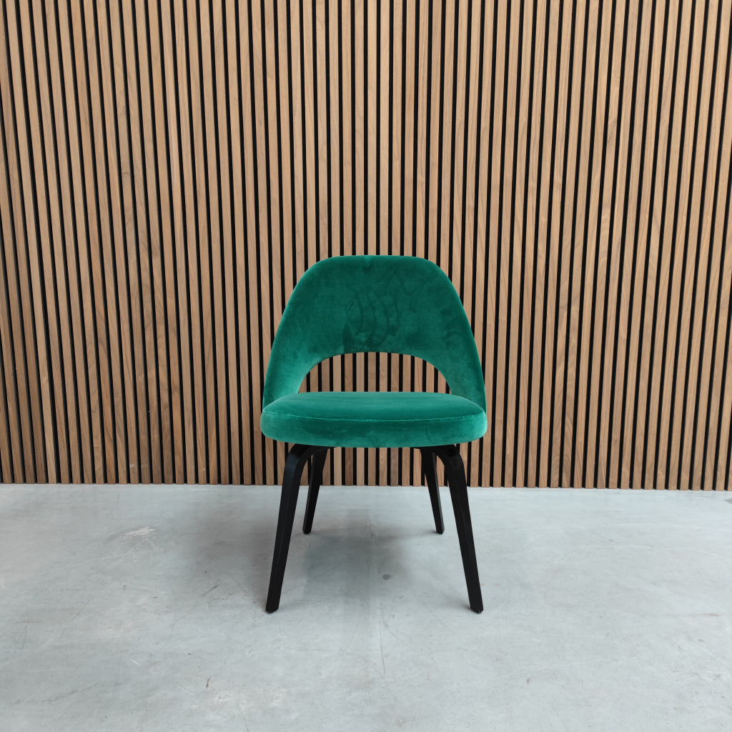 Knoll Saarinen green dining chair
