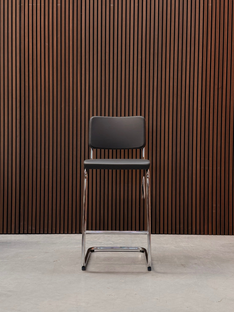 Thonet - 532 PVH barkruk Nero