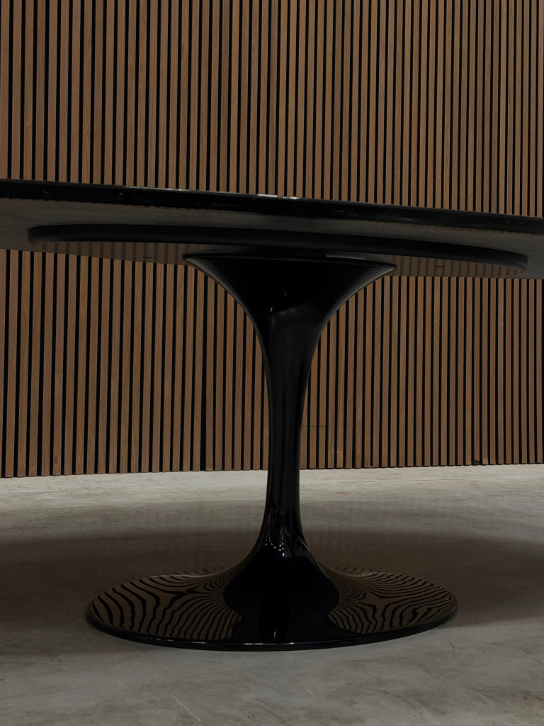 Knoll Saarinen eettafel - Nero Marquinha - 244cm