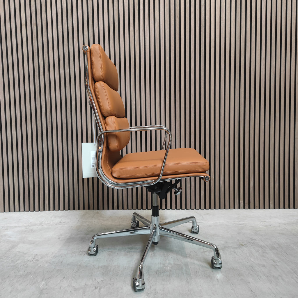 Vitra Eames EA 219 Soft Pad Stoel  Cognac Premium Leder