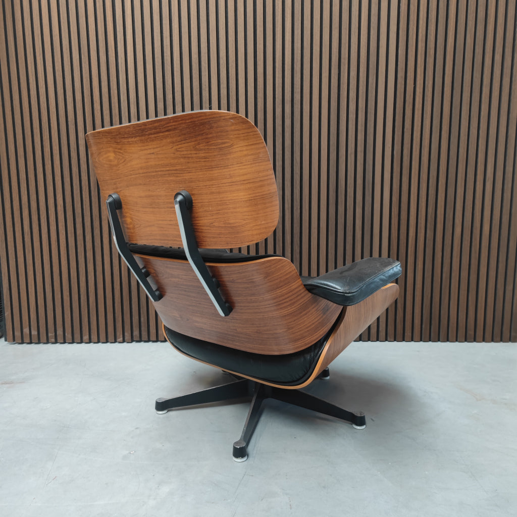 Vitra Eames Lounge chair