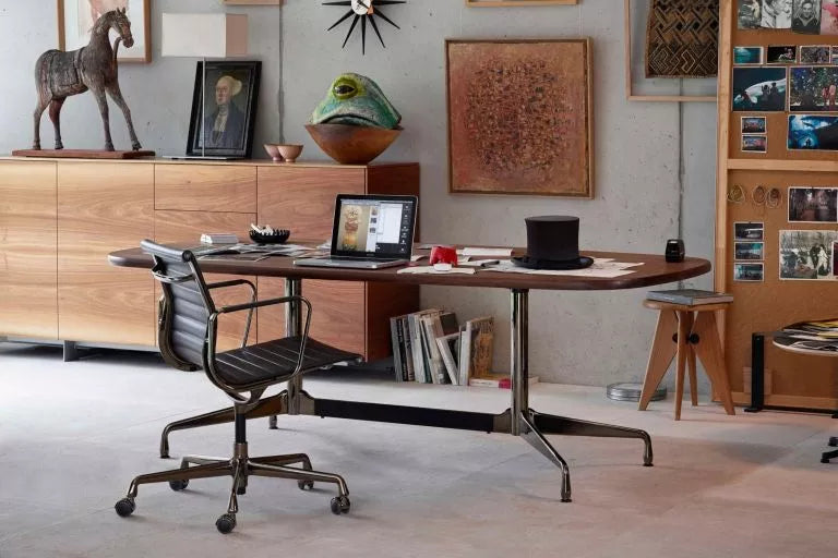 Vitra EA 117 office chair