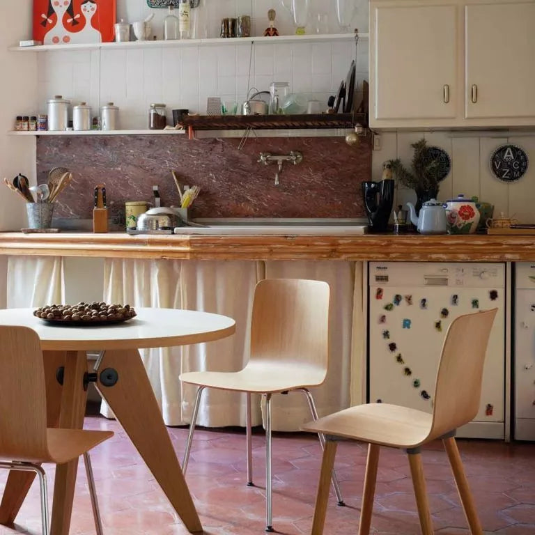 Vitra Gueridon tafel 90 massief eiken, geolied