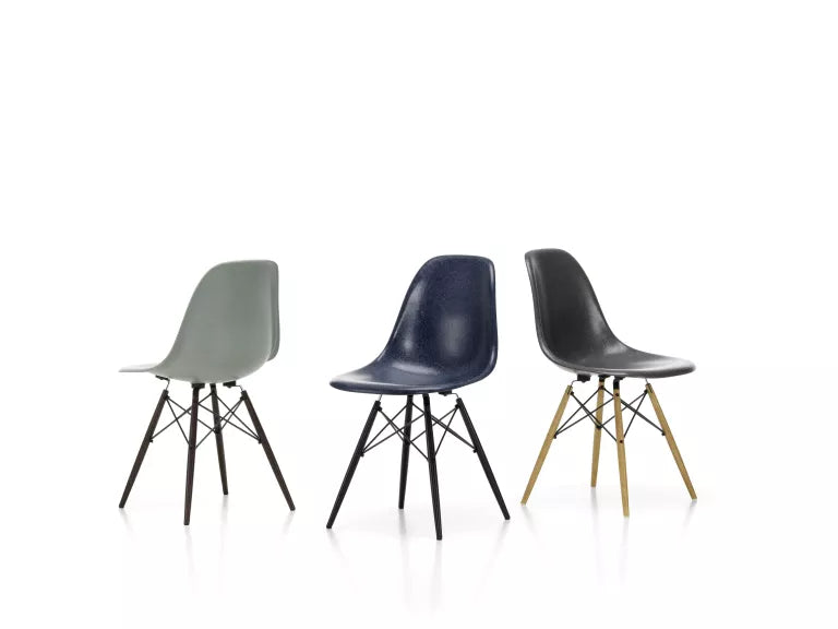 Vitra Eames DSW Fiberglass stoel essen honing