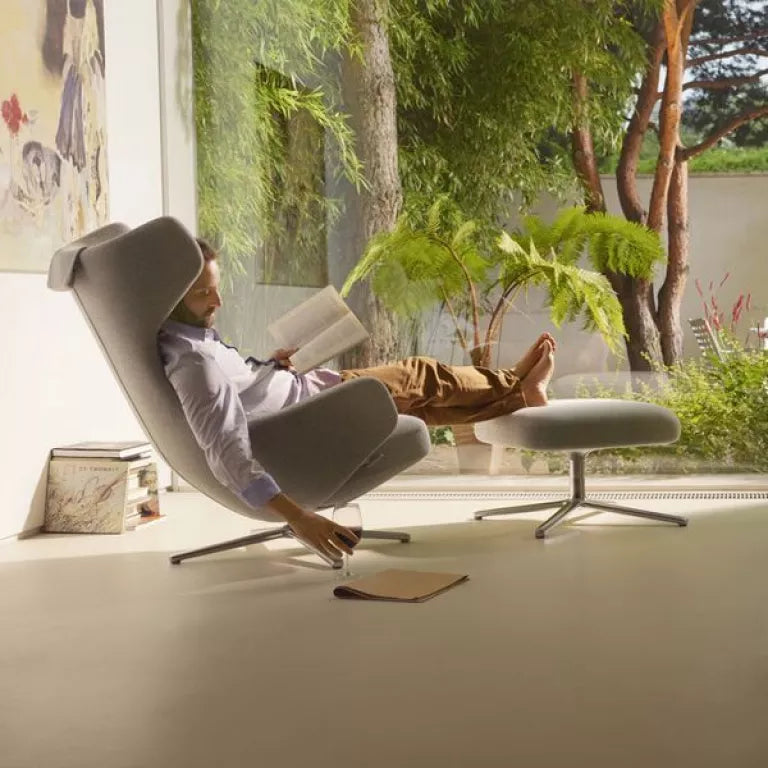 Vitra Grand Repos lounge chair