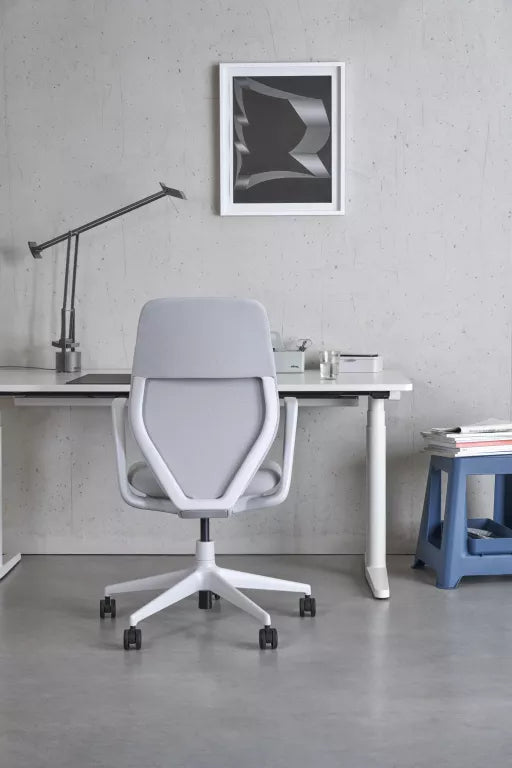 Vitra ACX Mesh 3D office chair grey base