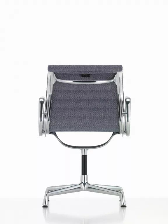 Vitra EA 104 chair