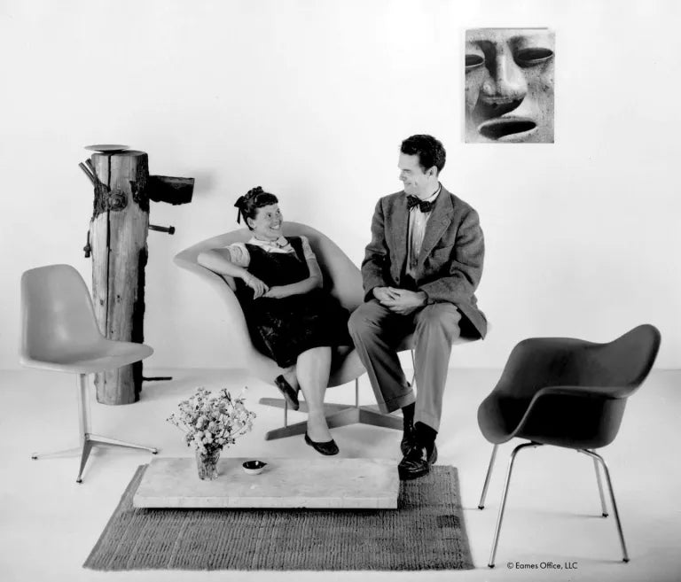 Vitra Eames DAW stoel geelachtig esdoorn onderstel