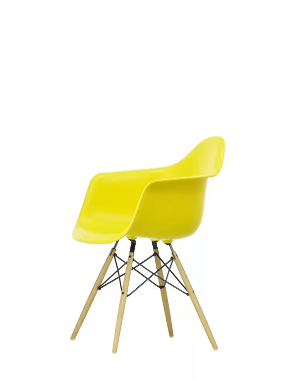 Vitra Eames DAW chair ash base