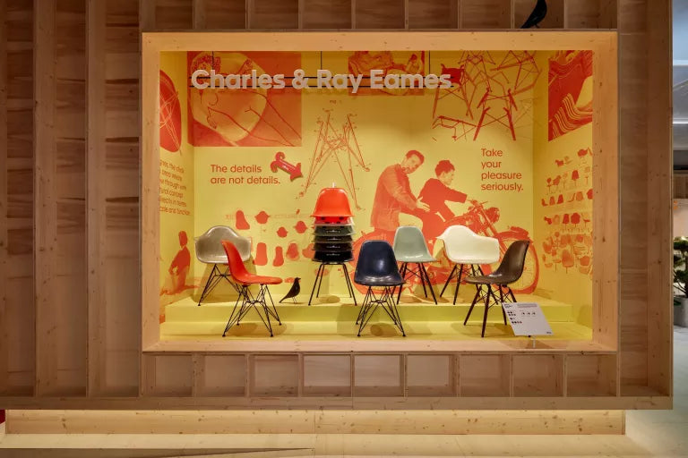 Vitra Eames DSR Fiberglass stoel chroom onderstel