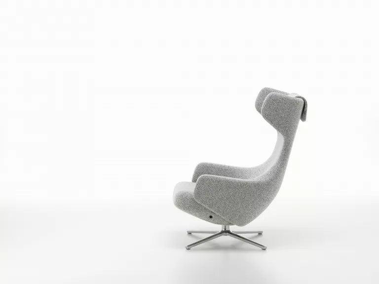 Vitra Grand Repos lounge chair