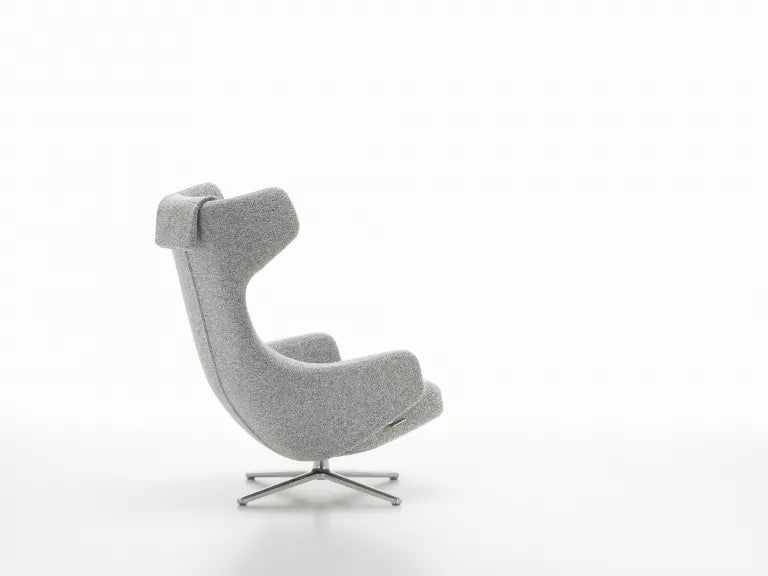 Vitra Grand Repos lounge chair