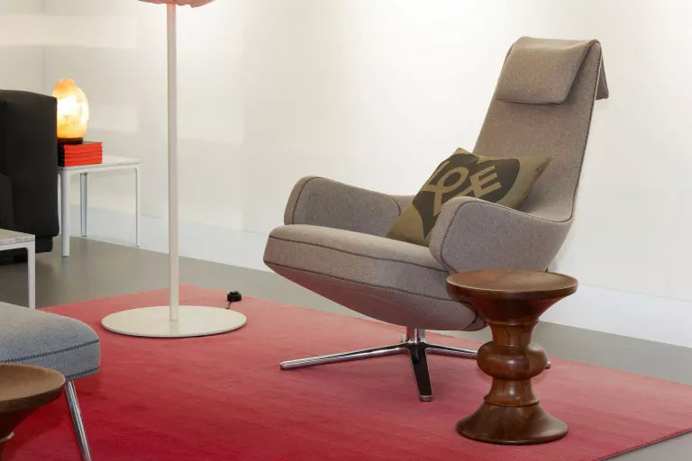 Vitra Repos loungestoel met ottoman