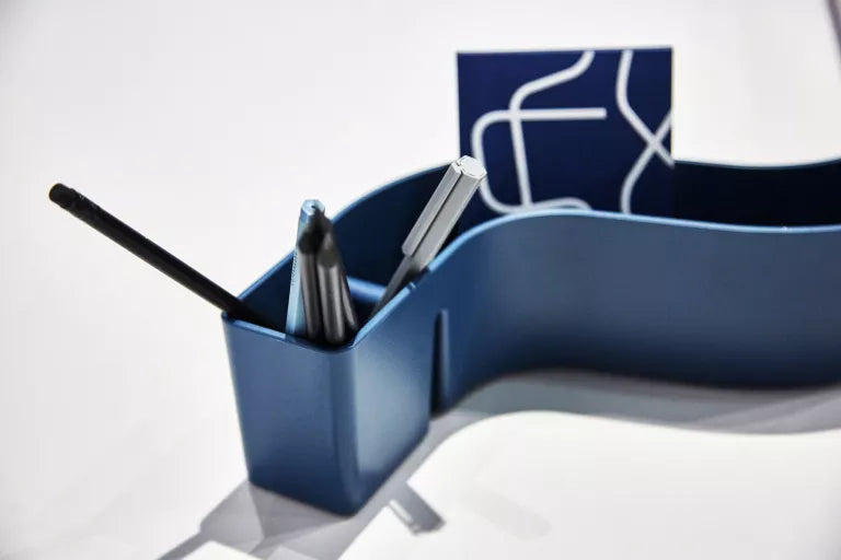 Vitra S-Tidy pen tray