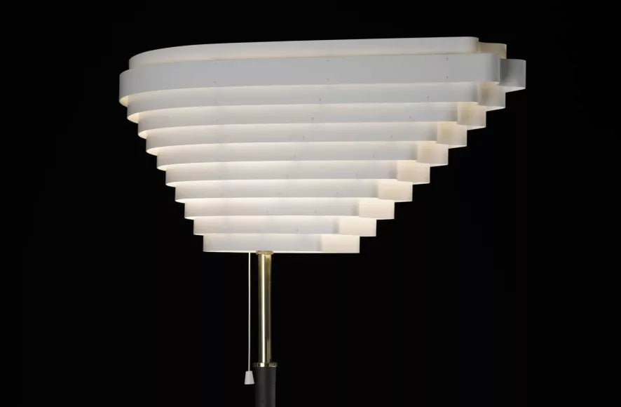 Artek A805 Angel Wing vloerlamp