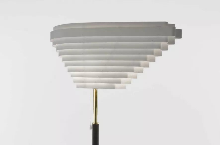 Artek A805 Angel Wing vloerlamp