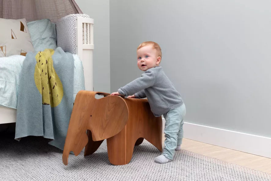 Vitra Eames Elephant olifant Plywood kinderstoel